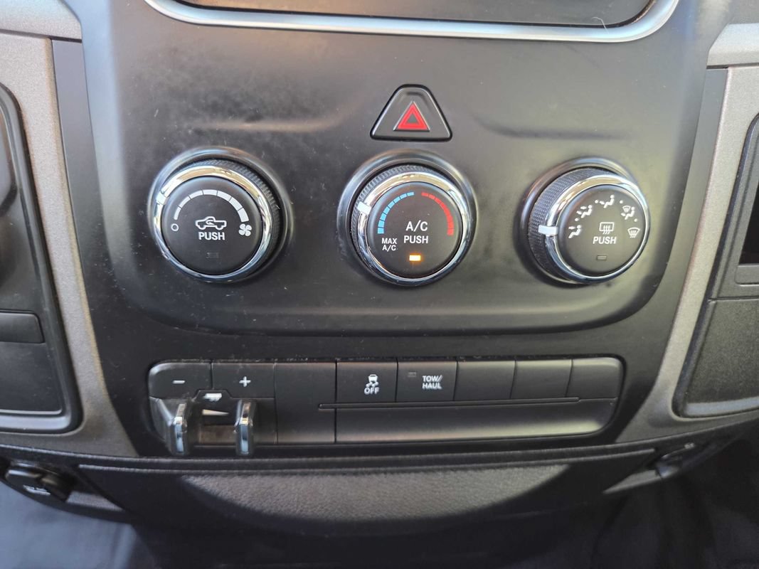 Used 2014 RAM 1500 Express w/ Black Ram 1500 Express Group AWD/4WD image 20