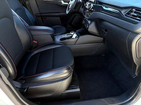 Used 2023 Ford Escape ST-Line image 20