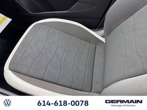 New 2026 Volkswagen Taos SE image 34