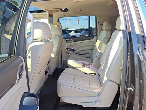 Used 2018 GMC Yukon XL Denali w/ Denali Ultimate Package AWD/4WD image 8
