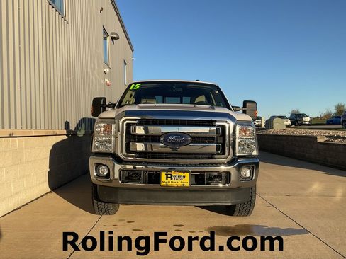 Used 2015 Ford F250 Lariat w/ Lariat Interior Package image 4