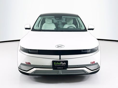 Used 2024 Hyundai Ioniq 5 Limited RWD image 2