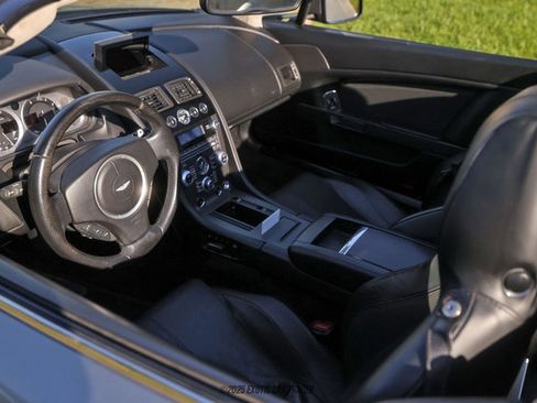 Used 2012 Aston Martin V8 Vantage Roadster image 39