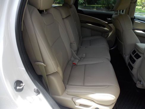 Used 2017 Acura MDX FWD w/ Technology Package image 18