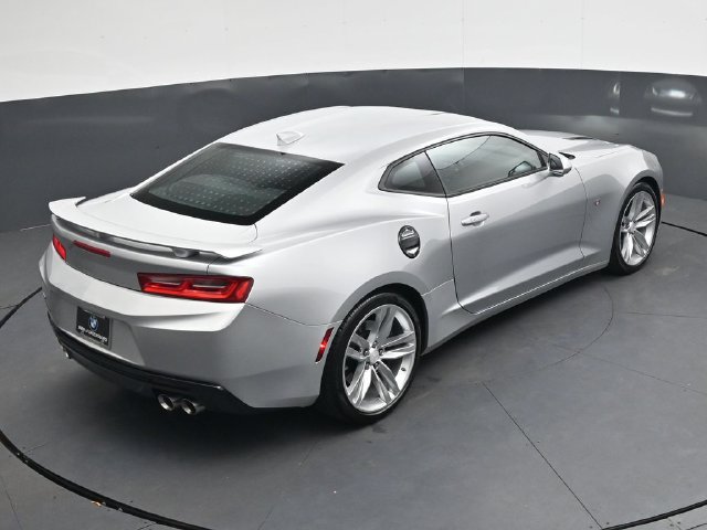 Used 2018 Chevrolet Camaro SS RWD image 24