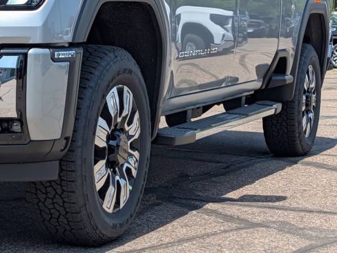 New 2026 GMC Sierra 3500 Denali w/ Denali Reserve Package AWD/4WD image 7