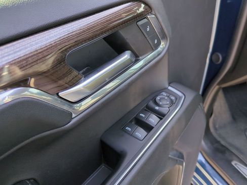 Used 2024 Chevrolet Silverado 1500 RST image 12