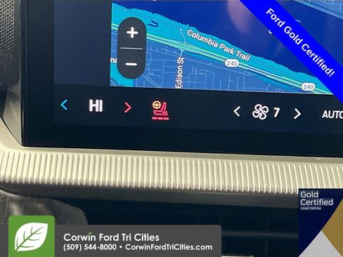 Certified 2025 Ford Explorer Platinum w/ Ultimate Package image 24