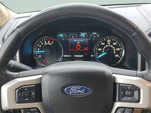 Used 2017 Ford F150 Lariat image 15