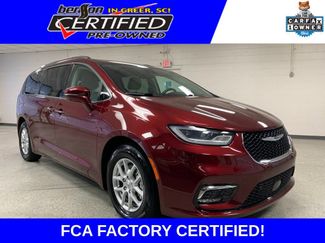 Certified 2021 Chrysler Pacifica Touring-L w/ Uconnect Theater Family Group FWD video 1