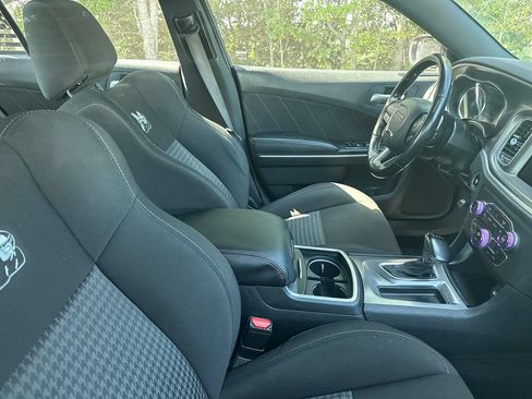 Used 2020 Dodge Charger Scat Pack RWD image 10