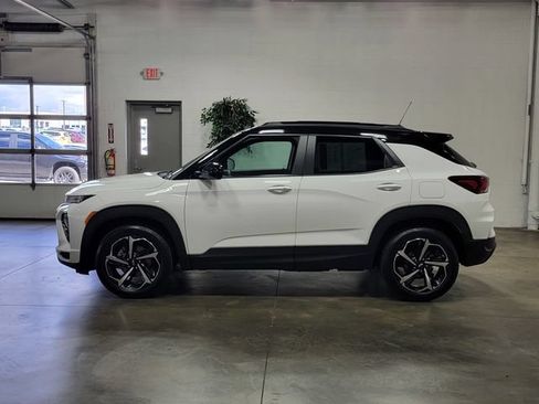 Used 2023 Chevrolet TrailBlazer RS AWD/4WD image 8