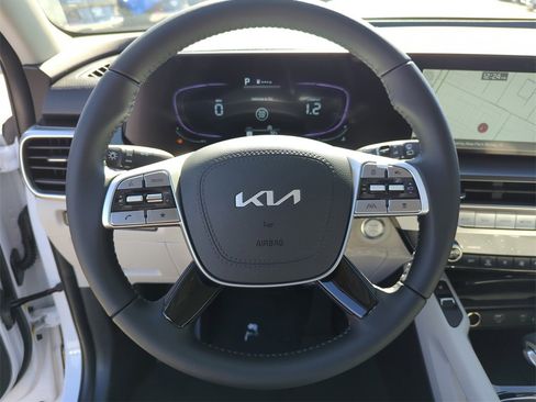 New 2025 Kia Telluride S image 30