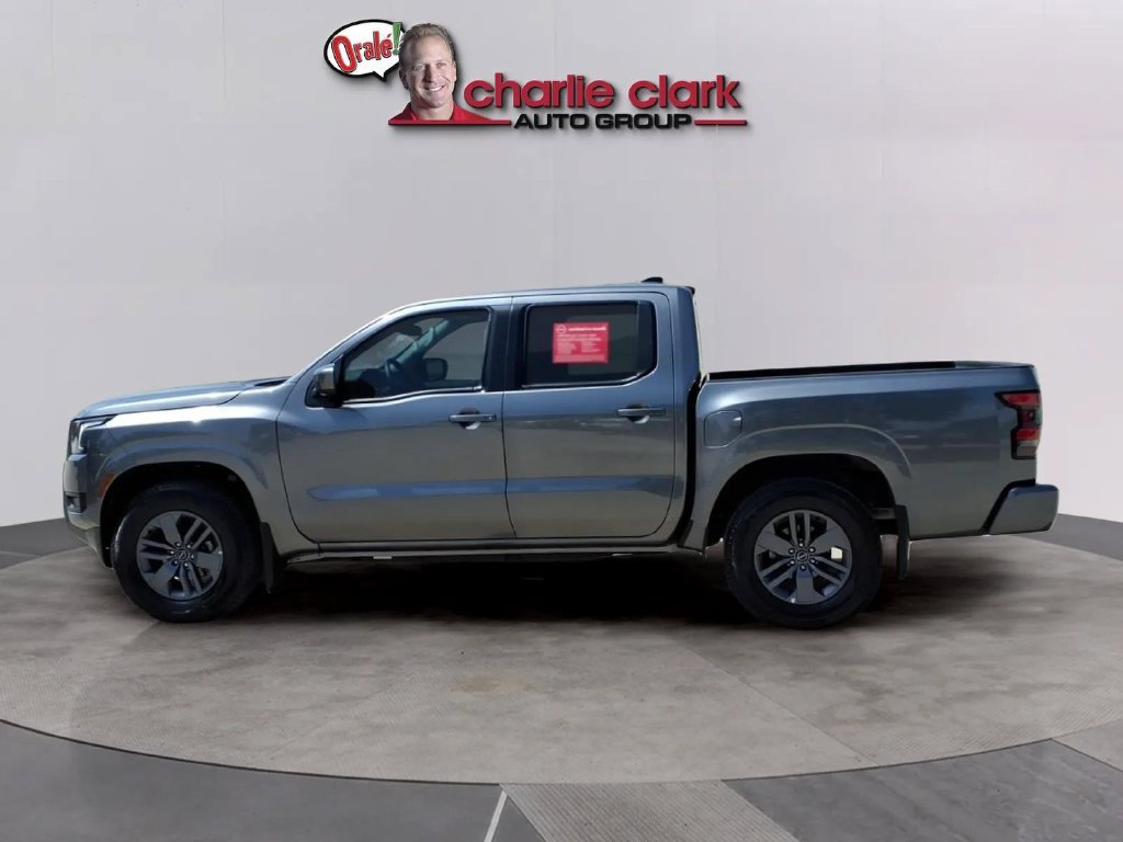Certified 2026 Nissan Frontier SV RWD image 2