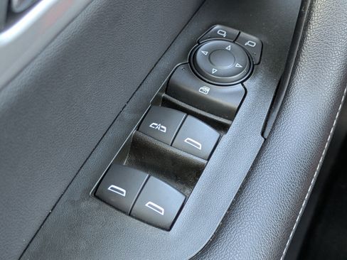 Used 2023 Chevrolet Blazer LT FWD image 20