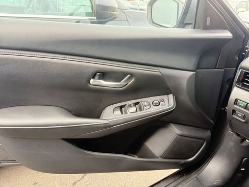 Used 2025 Nissan Sentra SV image 20