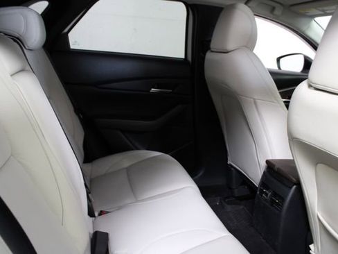 Used 2025 MAZDA CX-30 2.5 Turbo w/ Premium Package image 11