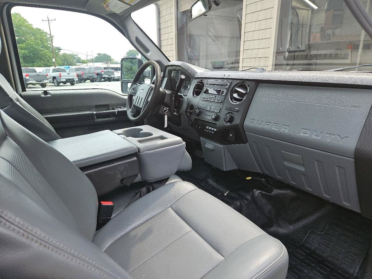 Used 2014 Ford F350 XL w/ Power Equipment Group RWD image 19