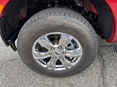 Used 2021 Ford Ranger XLT w/ Equipment Group 301A Mid image 11