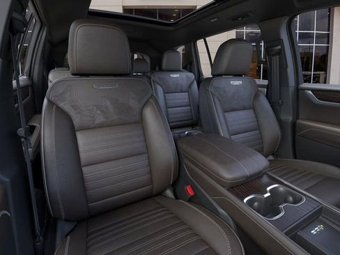 New 2026 GMC Acadia Denali Ultimate FWD image 16