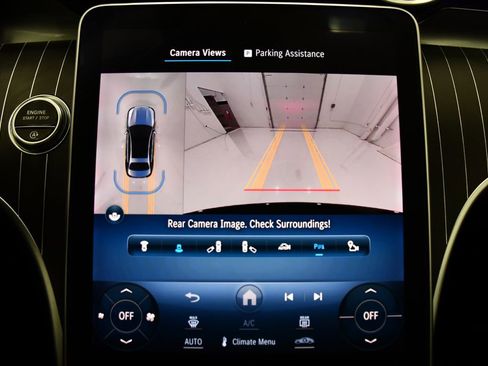 Used 2023 Mercedes-Benz C 300 4MATIC Sedan image 16