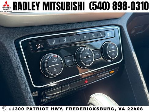 Used 2021 Volkswagen Atlas SEL Premium AWD/4WD image 10