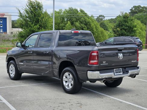 Used 2024 RAM 1500 Laramie AWD/4WD image 4