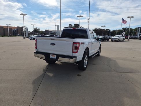 Used 2021 Ford F150 Lariat w/ Equipment Group 502A High AWD/4WD image 6