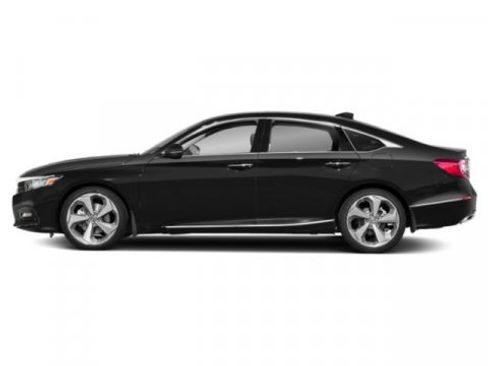 Used 2018 Honda Accord Touring image 3