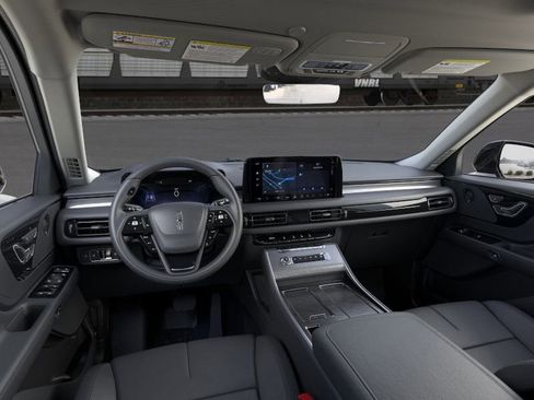 New 2026 Lincoln Aviator 2WD image 9