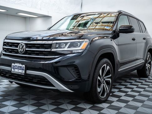 Used 2022 Volkswagen Atlas SEL AWD/4WD image 3