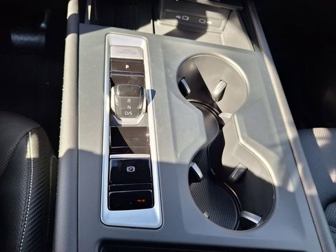 New 2026 Volkswagen Atlas Cross Sport SE image 18