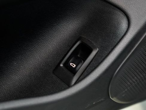 Used 2023 BMW i4 eDrive40 RWD image 48