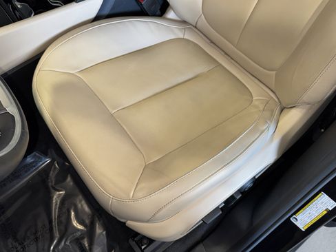 Used 2022 Jeep Grand Cherokee L Limited image 36