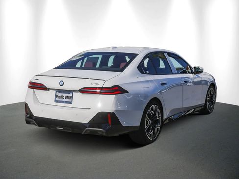 New 2026 BMW 540i xDrive w/ M Sport Package image 6