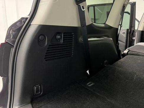 Used 2024 INFINITI QX80 Luxe image 41