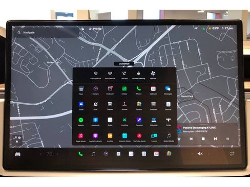 Used 2023 Tesla Model X image 34