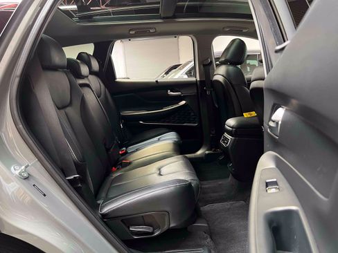 Used 2022 Hyundai Santa Fe SEL w/ Convenience + Premium Package FWD image 69