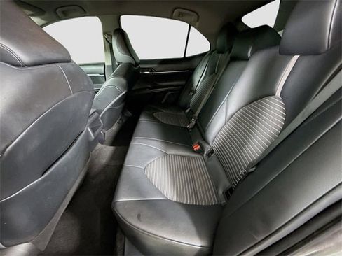 Certified 2021 Toyota Camry SE image 22