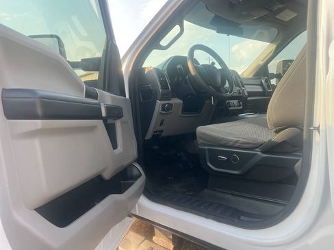 Used 2019 Ford F350 XLT w/ XLT Value Package AWD/4WD image 8