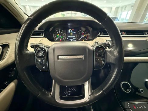 Used 2019 Land Rover Range Rover Velar S AWD/4WD image 18
