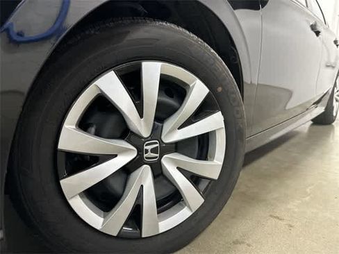 Certified 2026 Honda Civic LX image 28