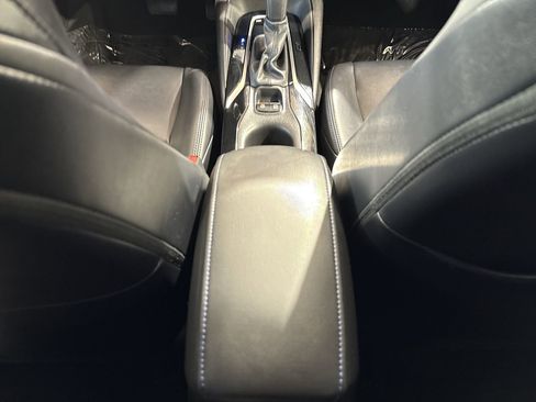 Used 2020 Toyota Corolla XSE image 22
