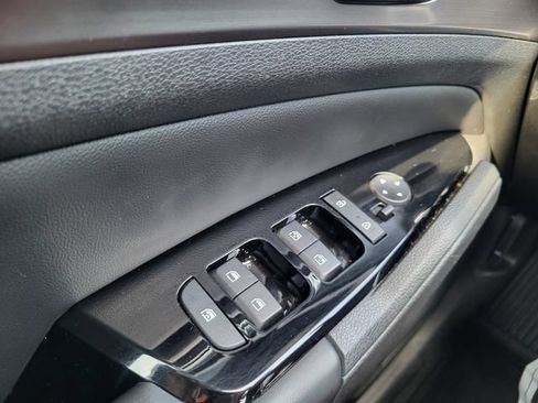 Certified 2023 Kia Sportage EX FWD image 21