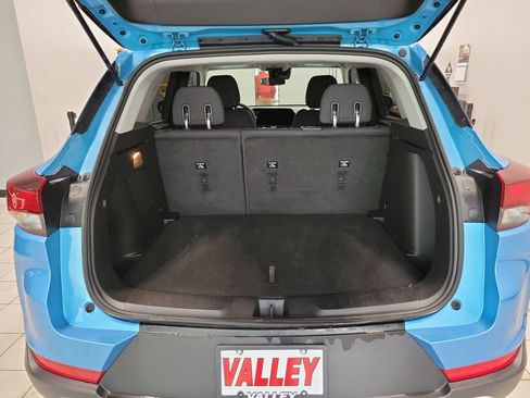 Used 2025 Chevrolet TrailBlazer LT image 10