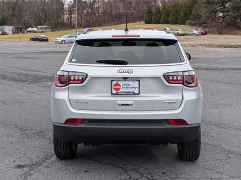New 2026 Jeep Compass Latitude AWD/4WD image 6