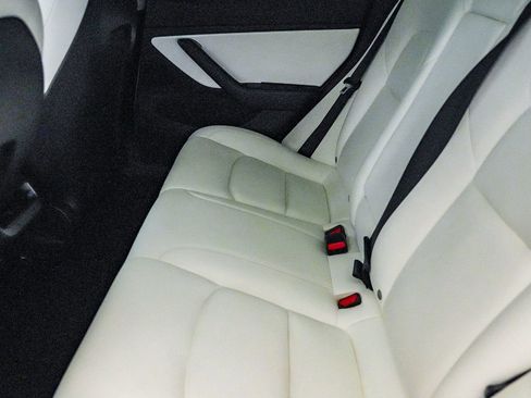 Used 2020 Tesla Model 3 Performance AWD/4WD image 18