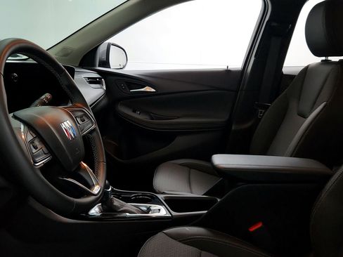 Used 2024 Buick Encore GX Preferred image 12