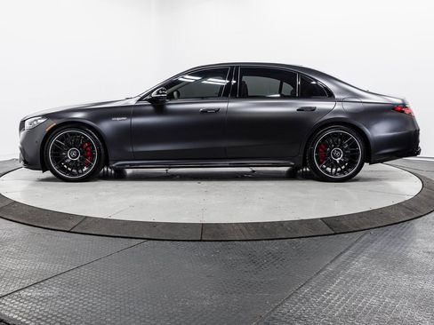 Used 2025 Mercedes-Benz S 63 AMG S image 4