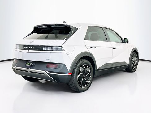 Used 2024 Hyundai Ioniq 5 SEL image 9